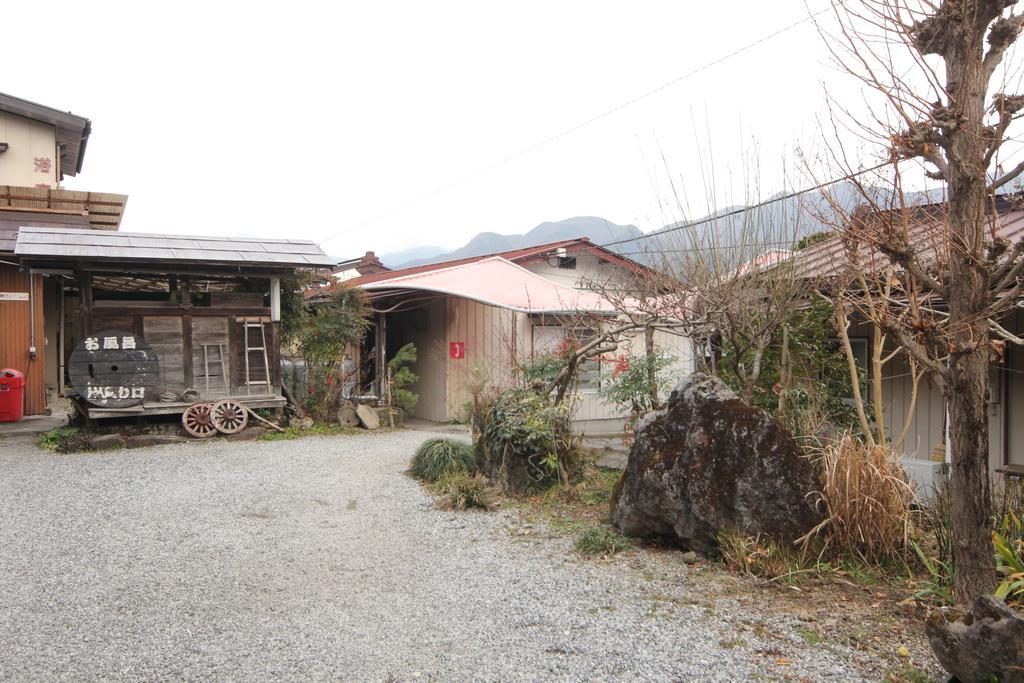 Minsyuku Sanpou Hotel Chichibu Exterior photo